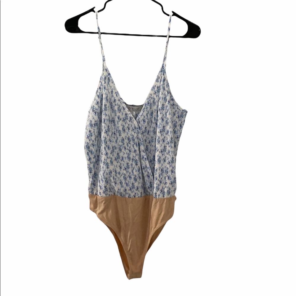 WAYF Surplice Ribbed Cami bodysuit - Picture 5 of 6